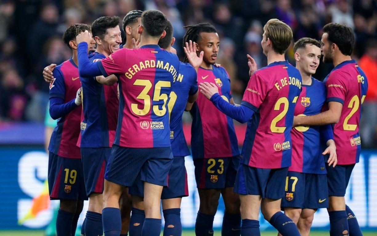 瓦伦西亚迎战巴塞罗那，团结一致拼搏胜利的简单介绍