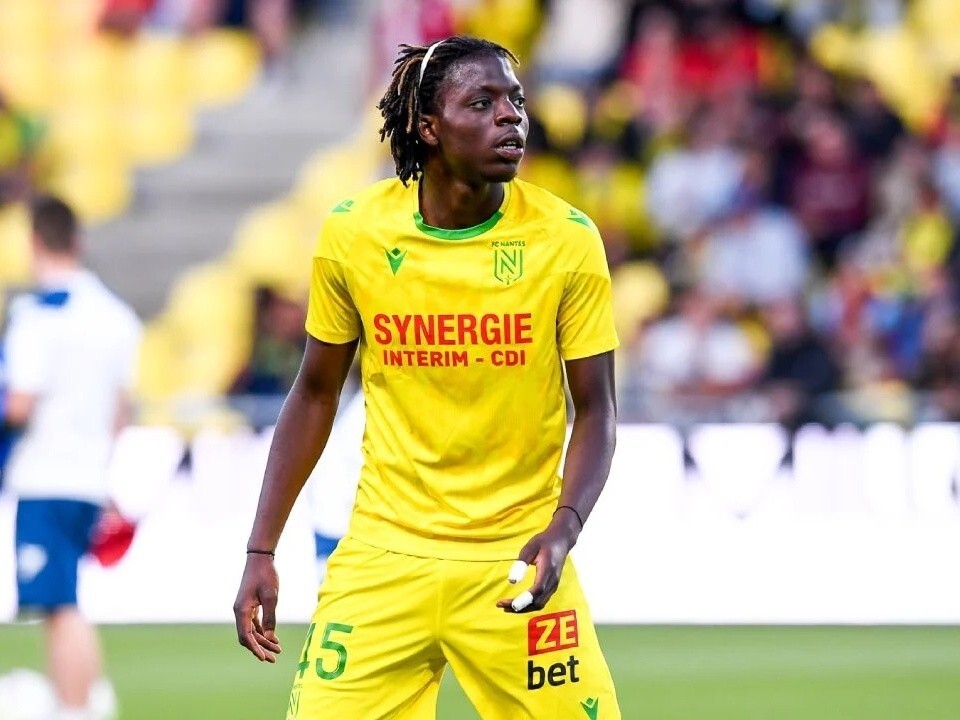 南特俱乐部宣布与后卫续约长约至2024年的简单介绍