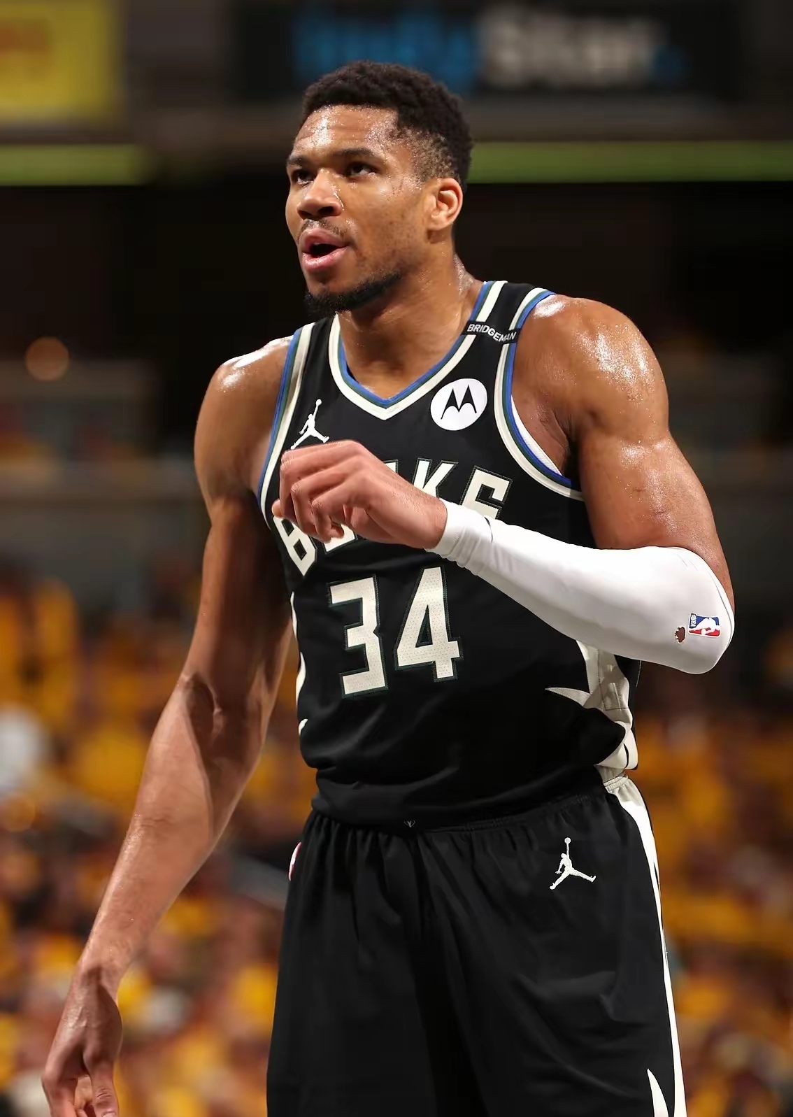 雄鹿逆转凯尔特人，字母哥砍下40分